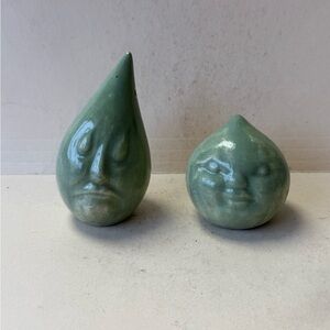 Vintage Hobbyist Green Drip Drop Novelty Anthropomorphic Salt & Pepper Shakers.